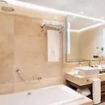 Ξενοδοχείο Gf Victoria 5*