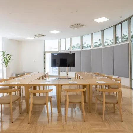 Gf Victoria Отель Адехе