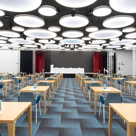 Gf Victoria Адехе