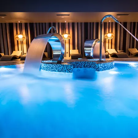 Gf Victoria Адехе