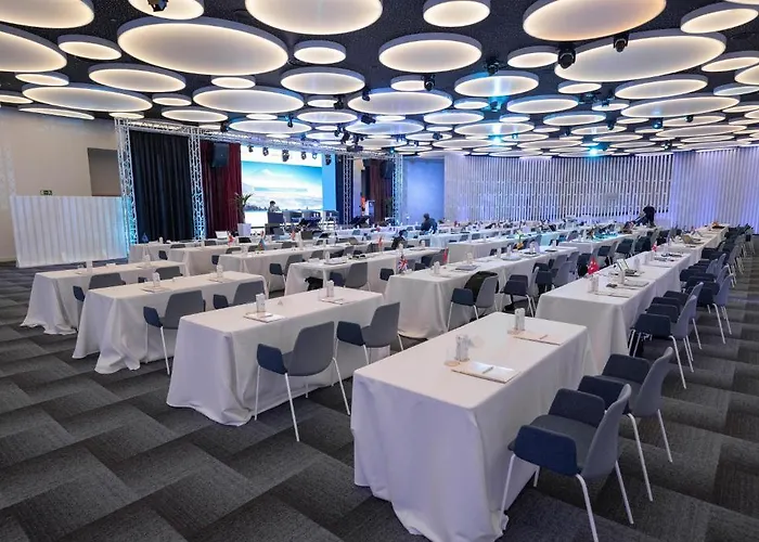 Gf维多利亚酒店