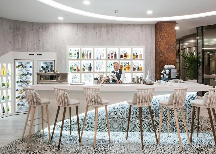 酒店 Gf维多利亚酒店 阿德耶