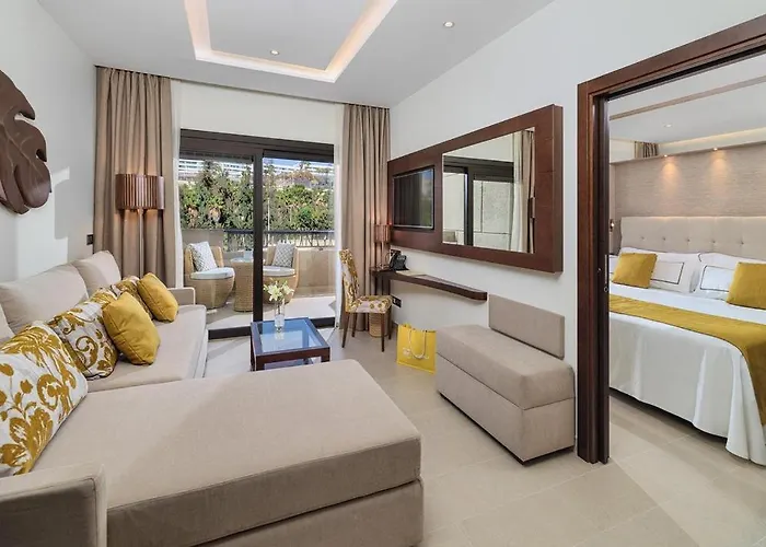 Gf维多利亚酒店 阿德耶