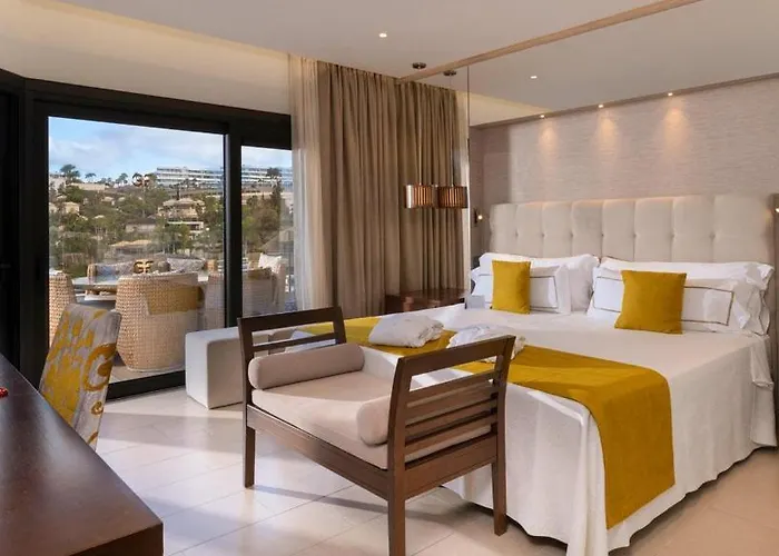 Hotel Gf Victoria 5*